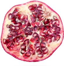 Pomegranate juice is not only healthy, it can also be used in the treatment of certain diseases